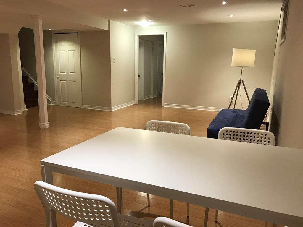 多伦多邓肯公园民宿 Toronto Duncan Park Guesthouse Exterior foto